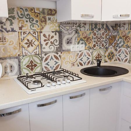 Leogrand Apartments On Svobody Lviv Exterior foto